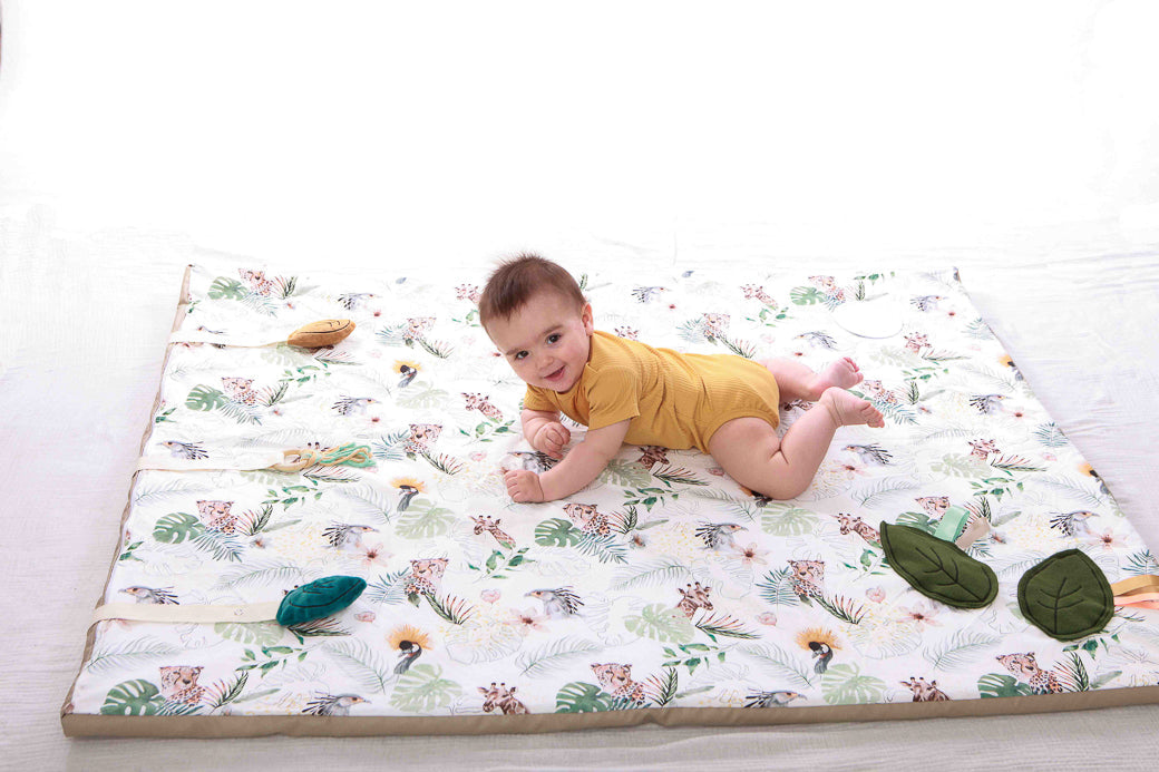 Una colchoneta de gateo que se convierte en bolso